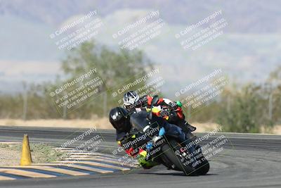 media/Nov-16-2025-Race Pace (Sun) [[8c5fa54630]]/Verified Riders/2-Turn 7 (945am)/